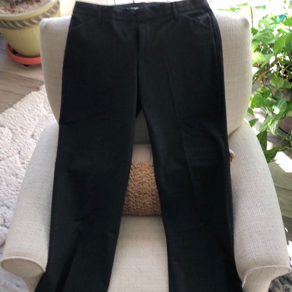 Gap - Picture 1 of 5